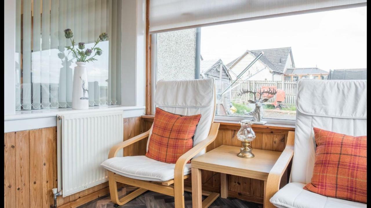Pippin, Tranquil Scottish With Hot Tub Holiday home